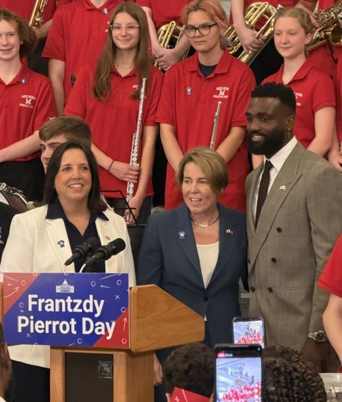 ¡Bienvenido a casa! – Massachusetts declaró “Día de Frantzdy Pierrot” en honor al orgullo local que participará con la Selección de Haití en un Mundial por primera vez en 52 años