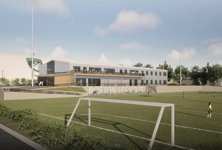 La construcción del Centro de Entrenamiento del Boston Legacy avanza y se espera que abra sus puertas a finales de este año