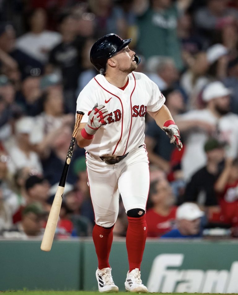 Los Red Sox frenan la racha de victorias de los Orioles y alargan la suya a 14