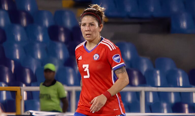 La Jefa dice adiós: Carla Guerrero cierra 23 años de historia y deja una huella imborrable en el fútbol chileno