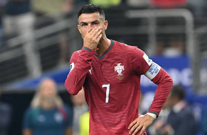 PORTUGAL YA PASÓ LA PÁGINA… FALTA QUE CRISTIANO LA LEA.