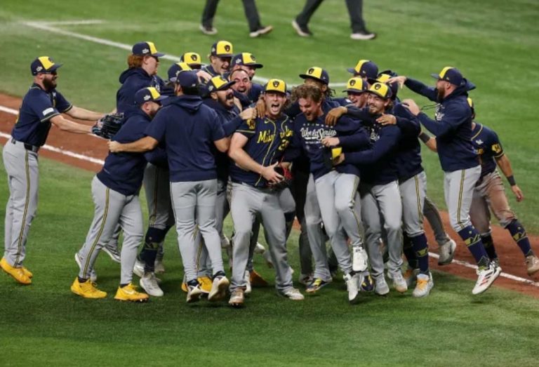 Chourio bateó junto a Ruth y Contreras dirigió la gloria: Milwaukee conquista su primera Serie Mundial